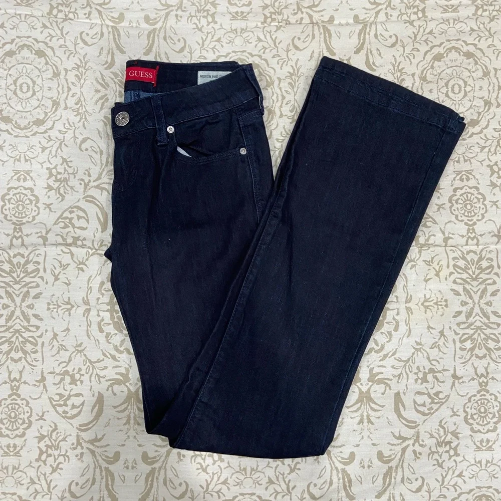 GUESS MEDIUM RISE BOOTCUT JEANS - Picture 1 of 5